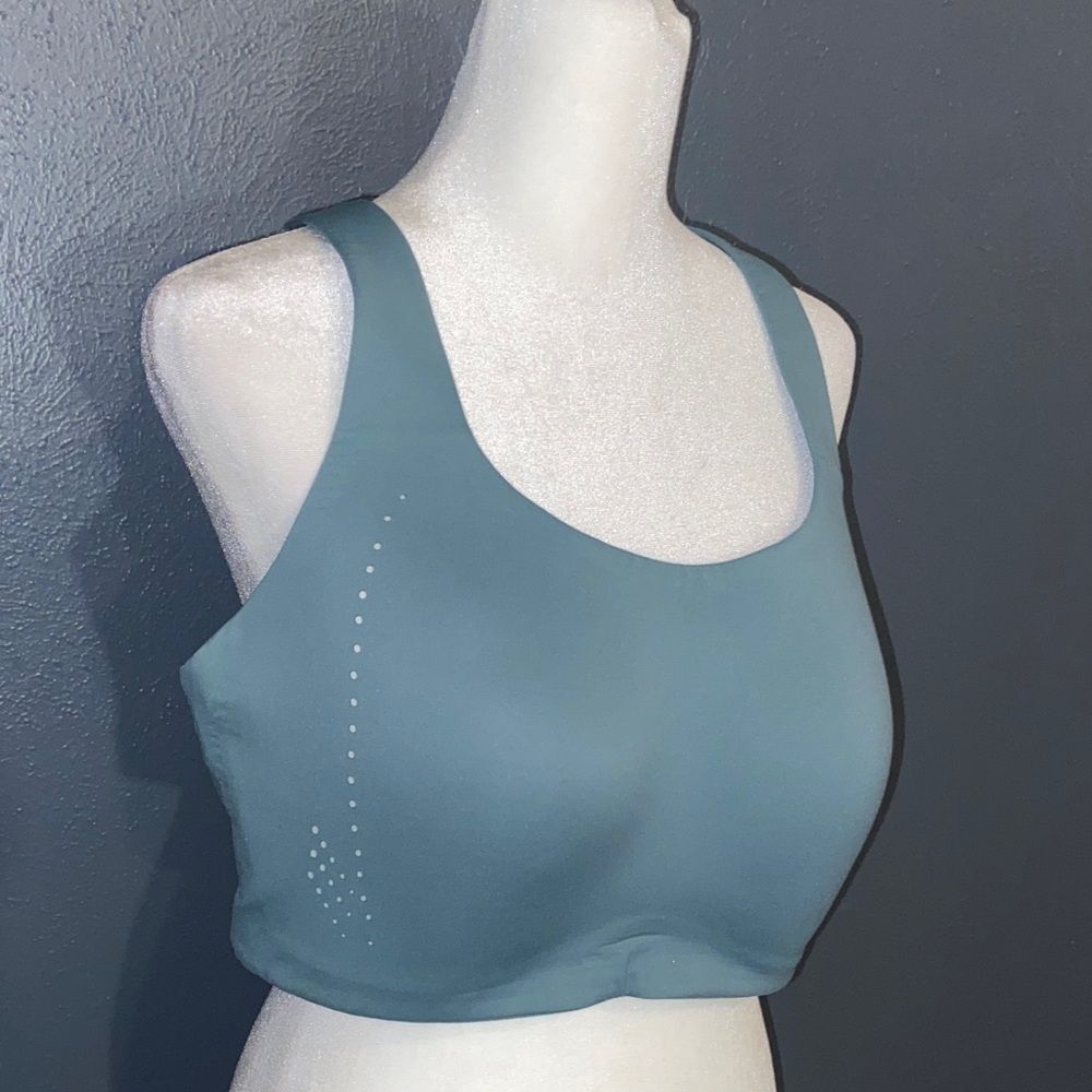 Lululemon AirSupport Bra High Support Size 40D